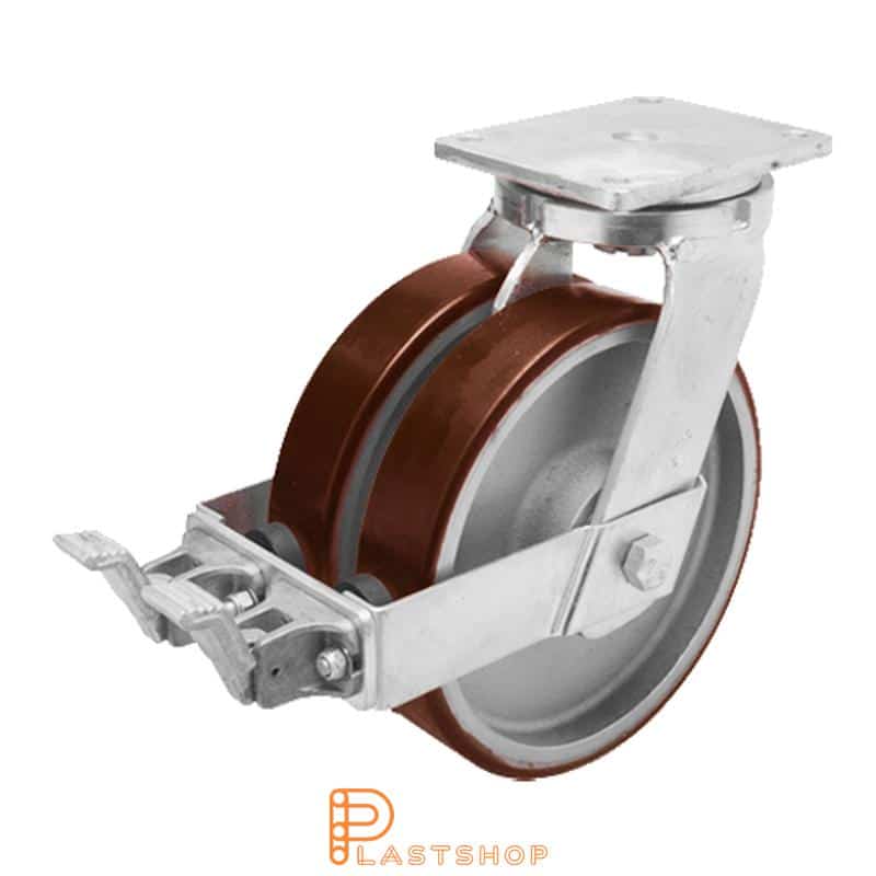 Double link wheel with brake, plate, wheel diameter 200 mm, building height 264 mm, hub in cast iron with soft track in PUR in red color. 1800 kg load capacity, double ball bearings