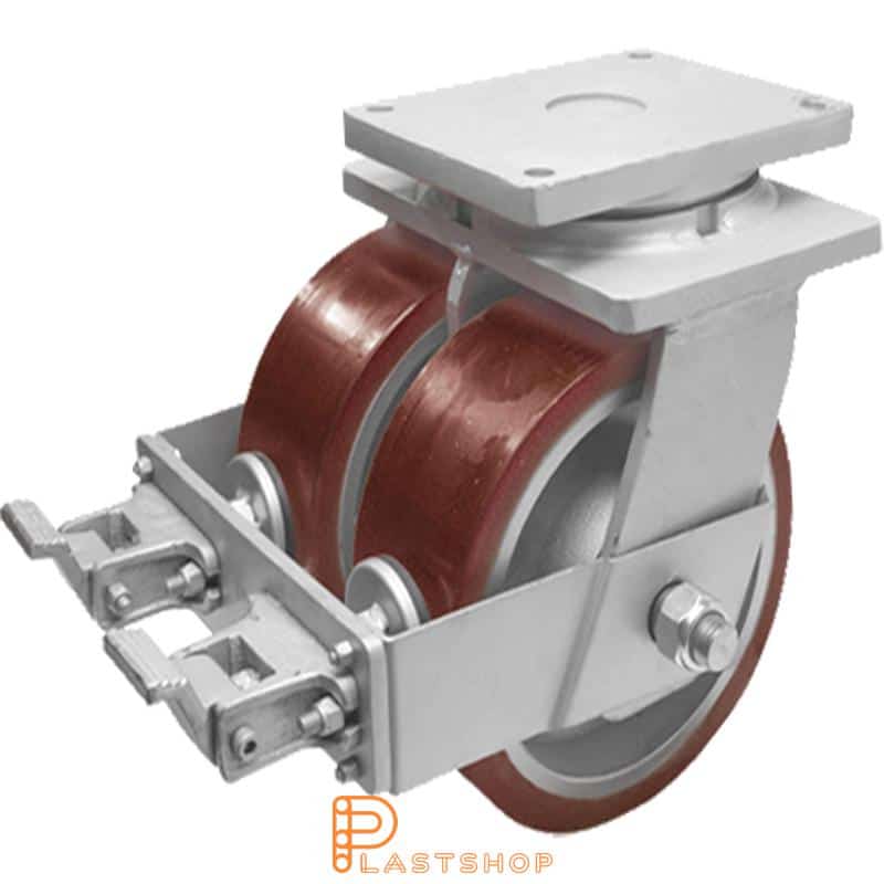 Dobbelthjul med bremse, plate, hjuldiameter 400 mm, byggehøyde 495 mm, nav i støpejern med myk bane i PUR i rød farge. 6300 kg bæreevne, doble kulelager